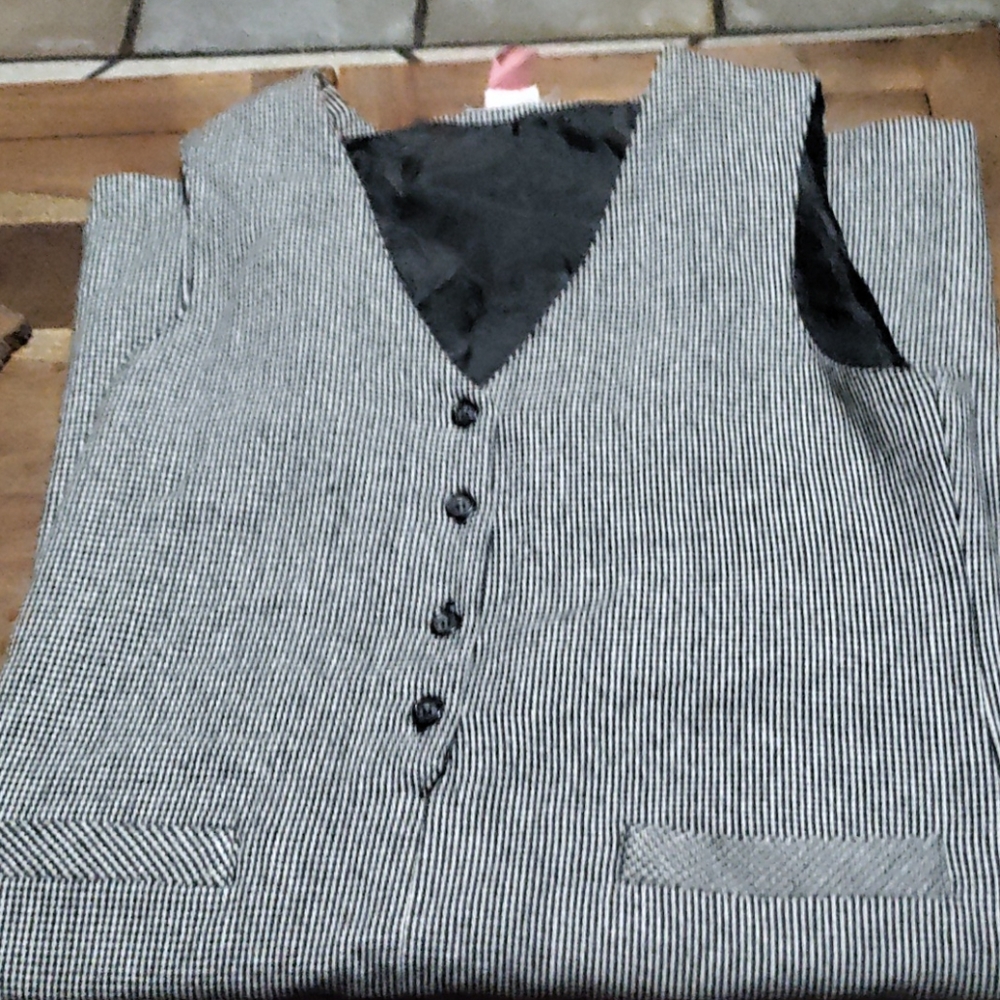 Joan Leslie dress